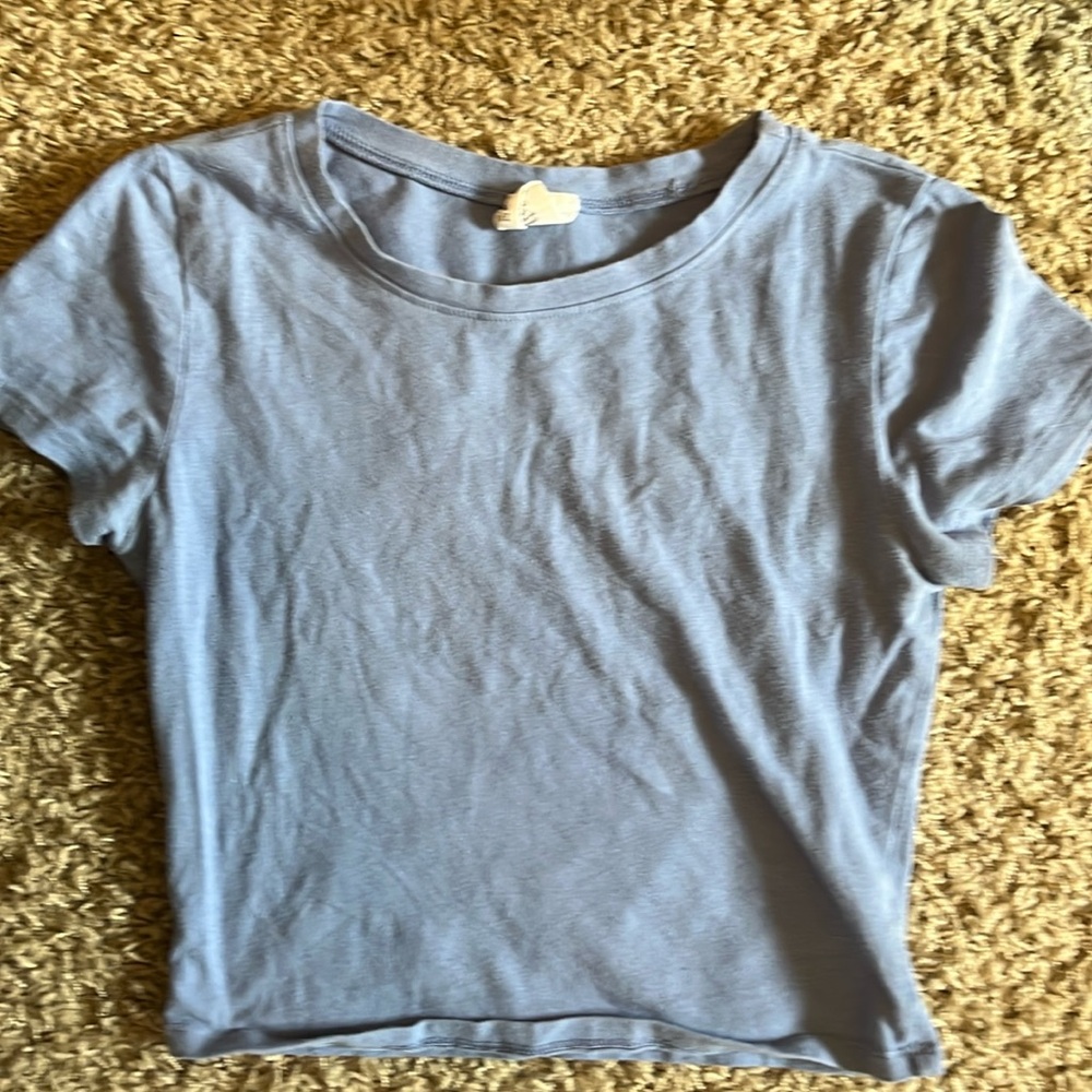 Light blue Tilly’s crop top